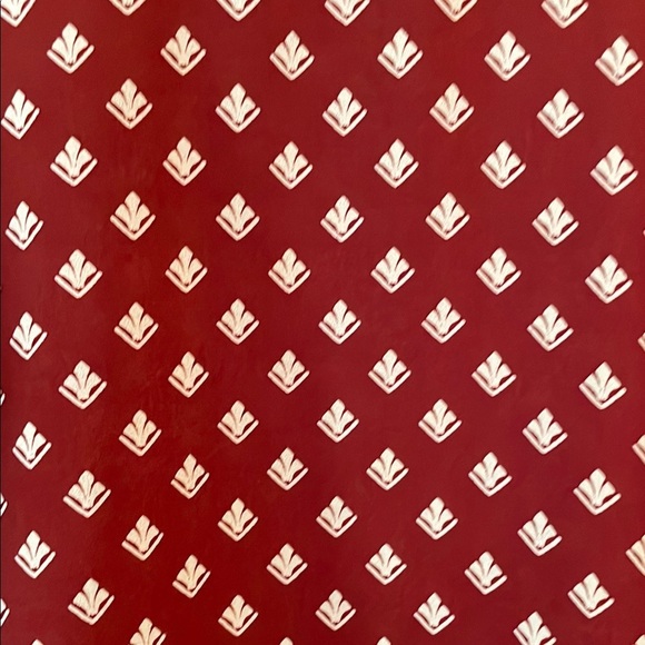 Pleione Women's Red Patterned Blouse, High/Low Hem, Darted Back Pleat, Size M - Picture 3 of 10